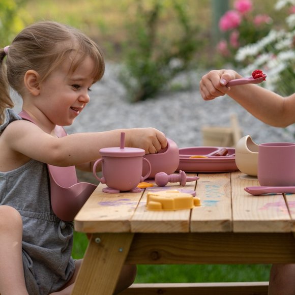 8 Piece Silicone Dining Set - Picture 5 of 5